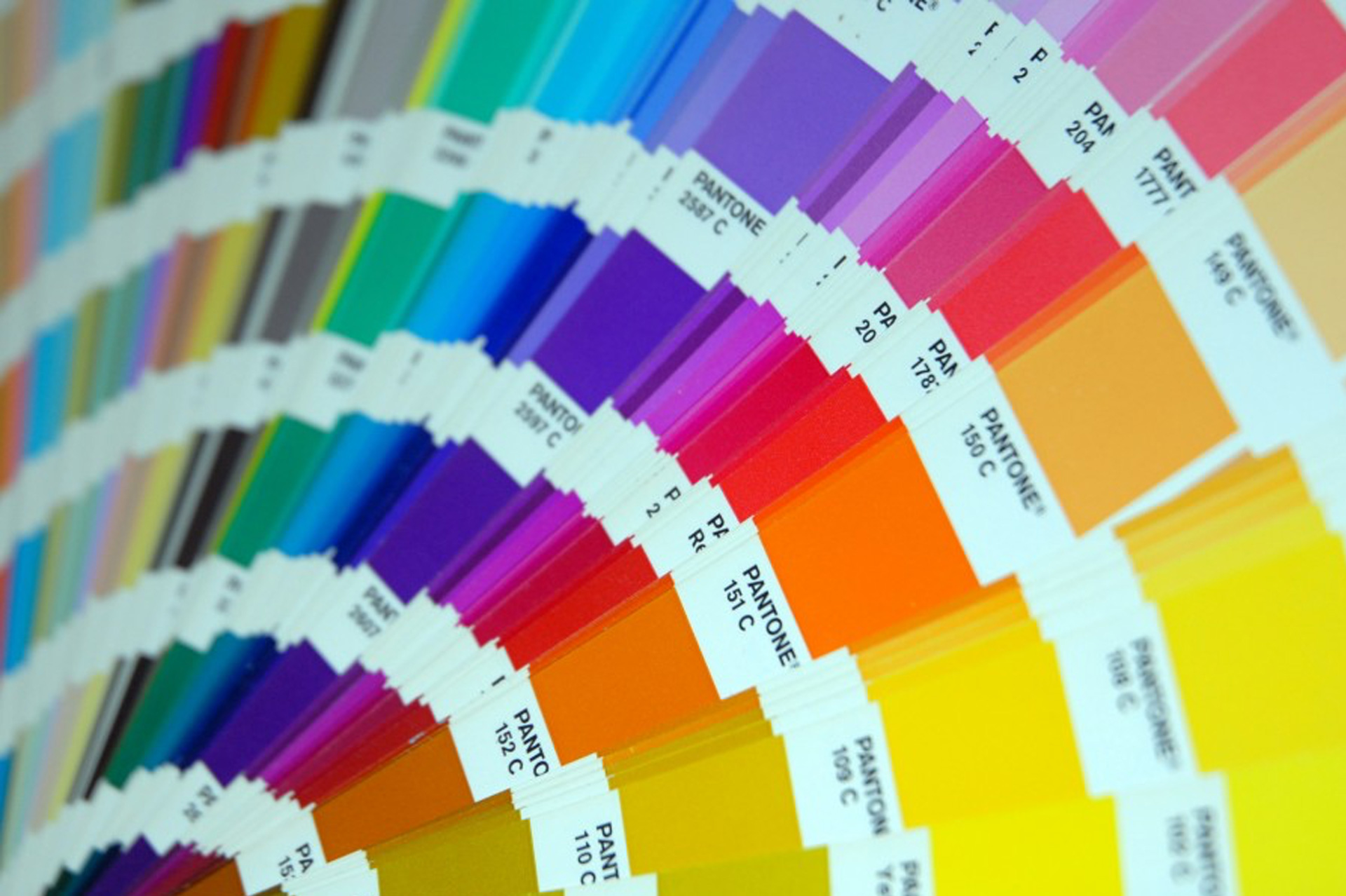 Perché i colori aiutano a determinare il successo del tuo sito web